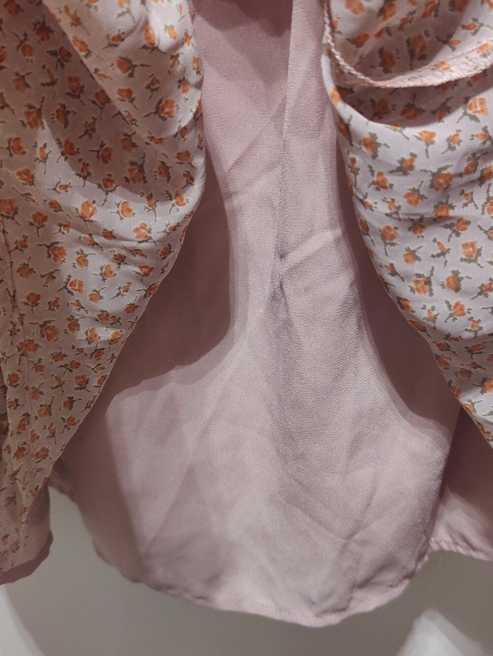 Dress Forum Floral Ruffle Off Shoulder Mini Dress Large - Picture 7 of 8